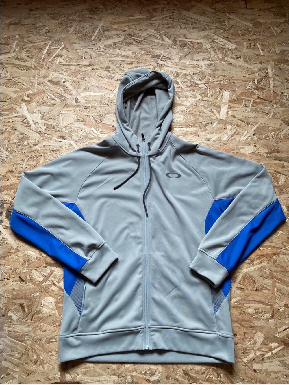 Light Grey & Blue Men’s Oakley Full Zip Vest -Large